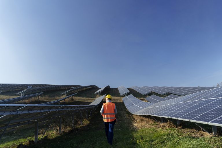 1. Europa Impulsa la Energía Solar con Nuevas Políticas de Incentivos